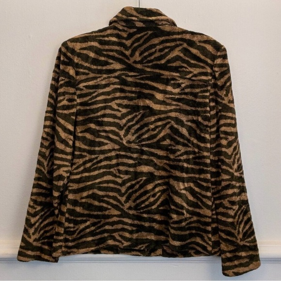 Supply & Demand Tiger Print Faux Fur Jacket | Size M | Bold Statement Piece - Picture 5 of 5